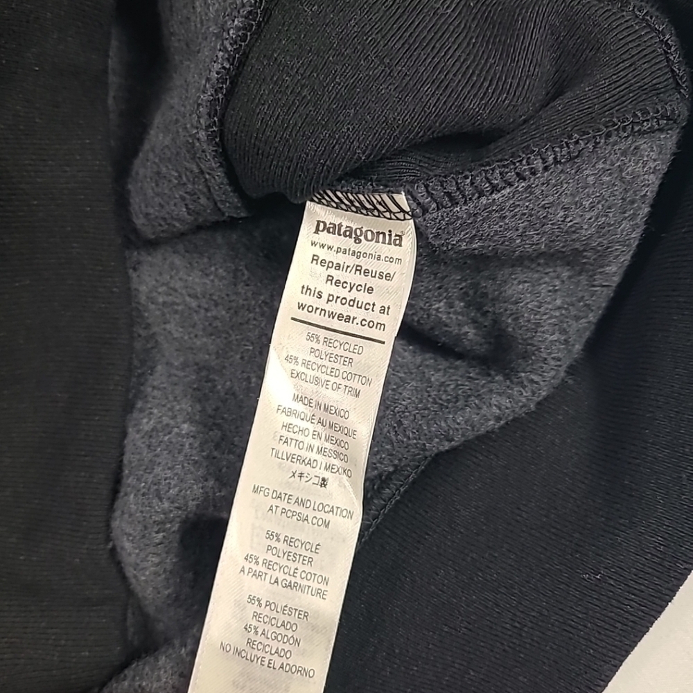 NWT Patagonia Men's P-6 Logo Uprisal Hoody Black Sz XS - Picture 4 of 7